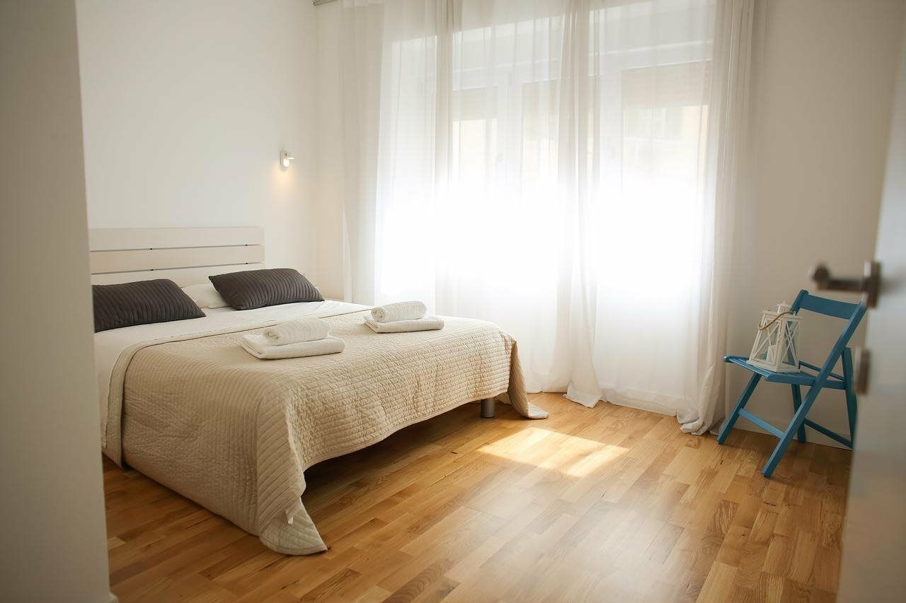 Le Monde Apartment Split Luaran gambar